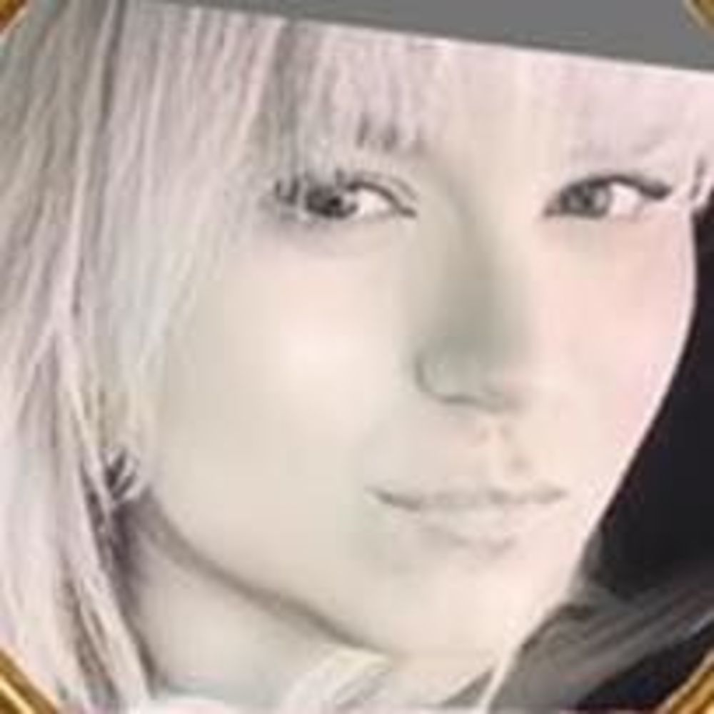 Meet your Posher, Hillary